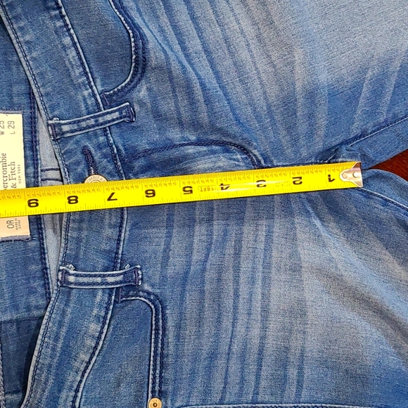 Abercrombie & Fitch Skinny Jeans - Picture 5 of 8